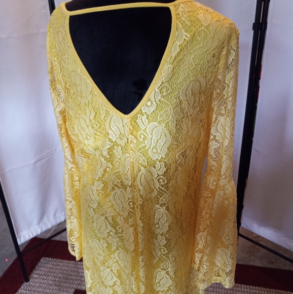 Yellow Dress - Picture 2 of 2